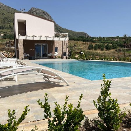 Villa Miro, Stupenda Villa Con Piscina Privata Кастеламаре дел Голфо Екстериор снимка