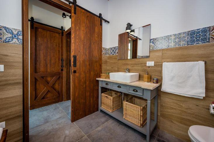 Villa Miro, Stupenda Villa Con Piscina Privata Кастеламаре дел Голфо Екстериор снимка