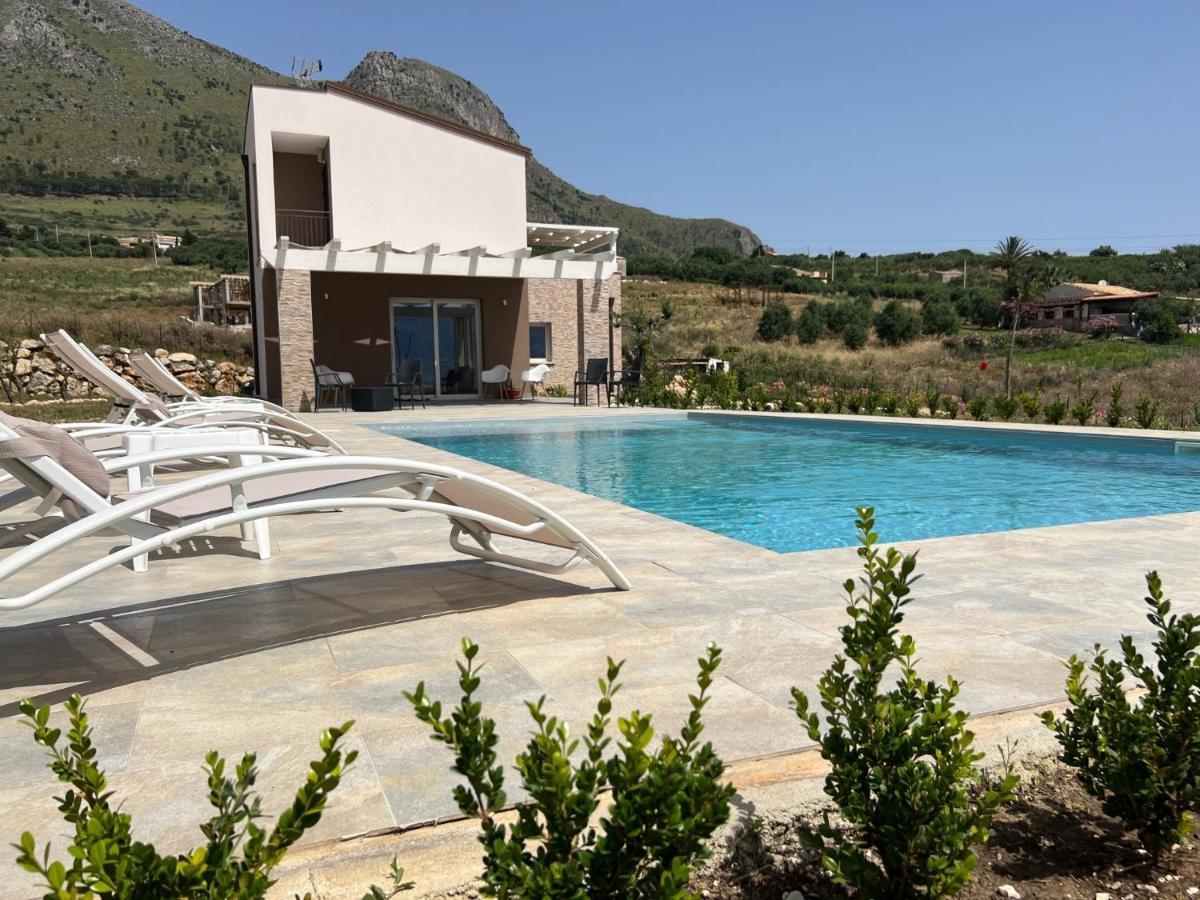 Villa Miro, Stupenda Villa Con Piscina Privata Кастеламаре дел Голфо Екстериор снимка